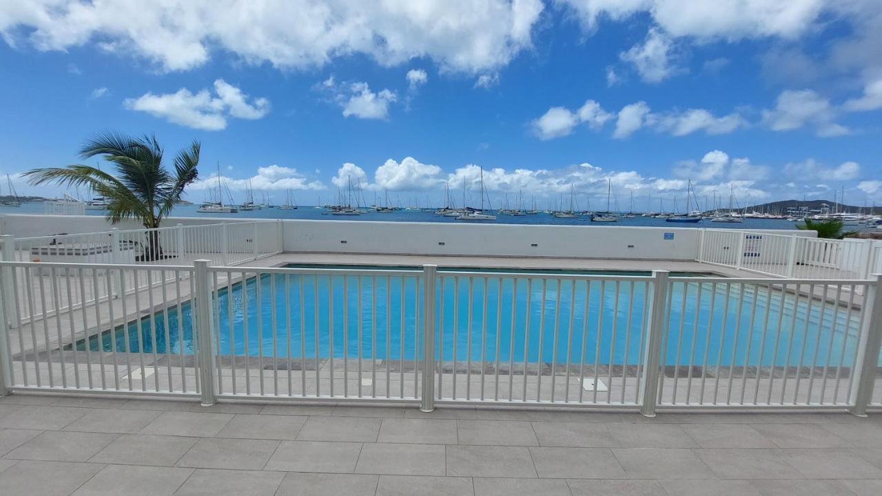 Appartement Pieds Dans L'Eau Vue Mer Acces Plage Et Piscine Marigot  Εξωτερικό φωτογραφία