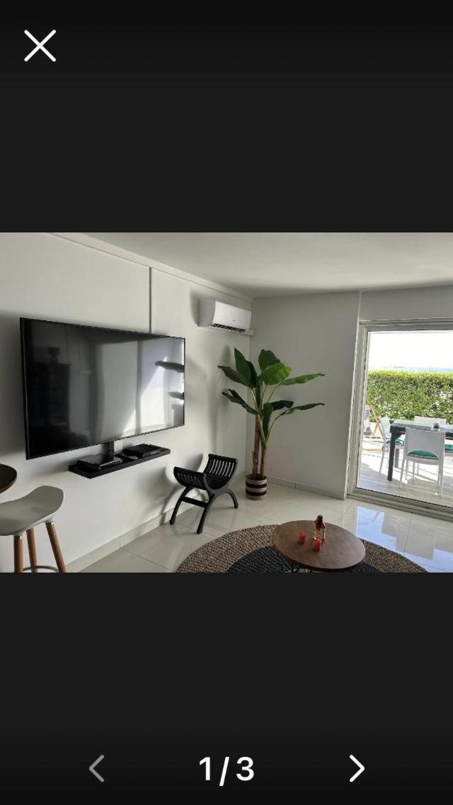 Appartement Pieds Dans L'Eau Vue Mer Acces Plage Et Piscine Marigot  Εξωτερικό φωτογραφία